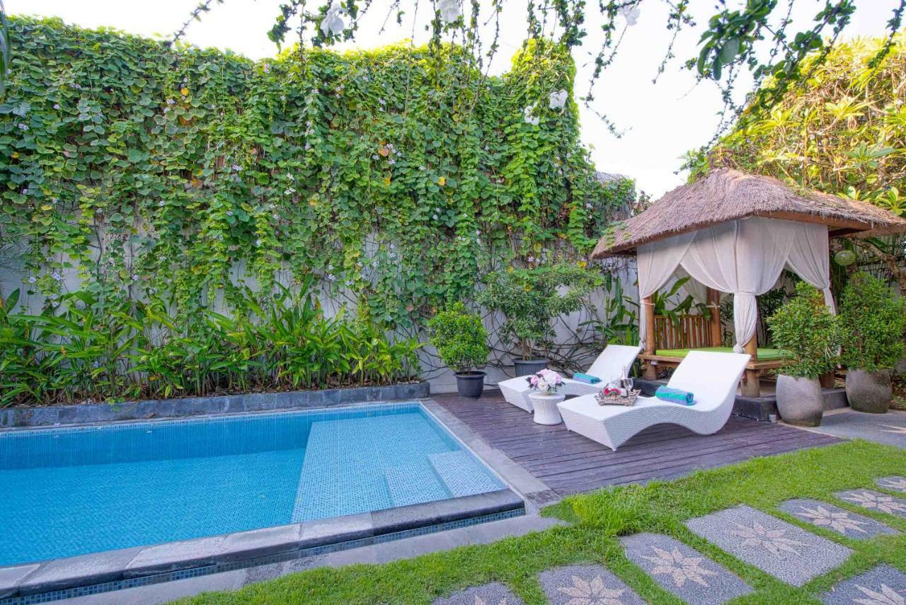 Villa Enjoy - Seminyak Center Exterior photo